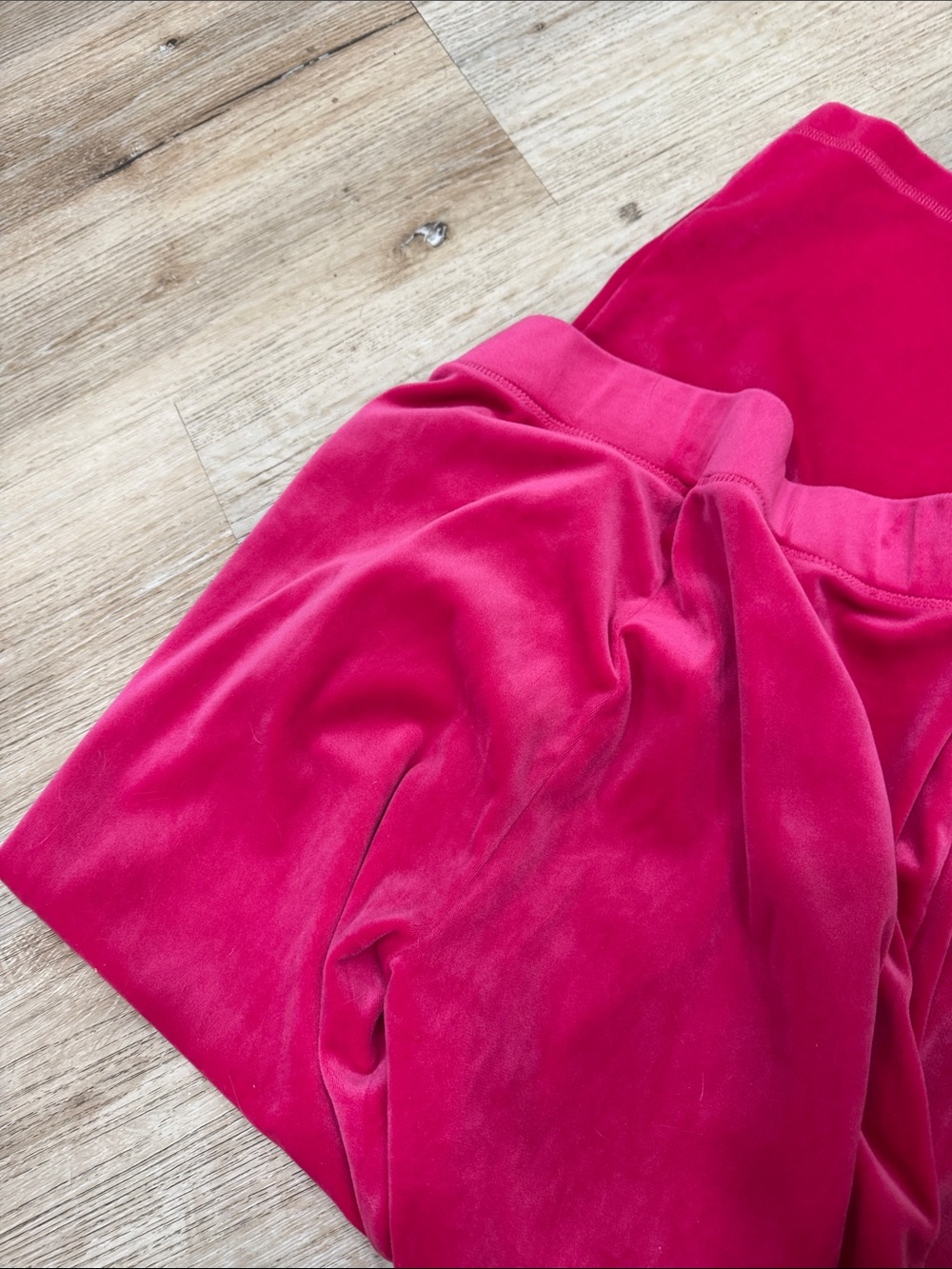 Y2K Juicy Women's Pink Velour Zip Hoodie & Wide-Leg Pants Set - Picture 5 of 9